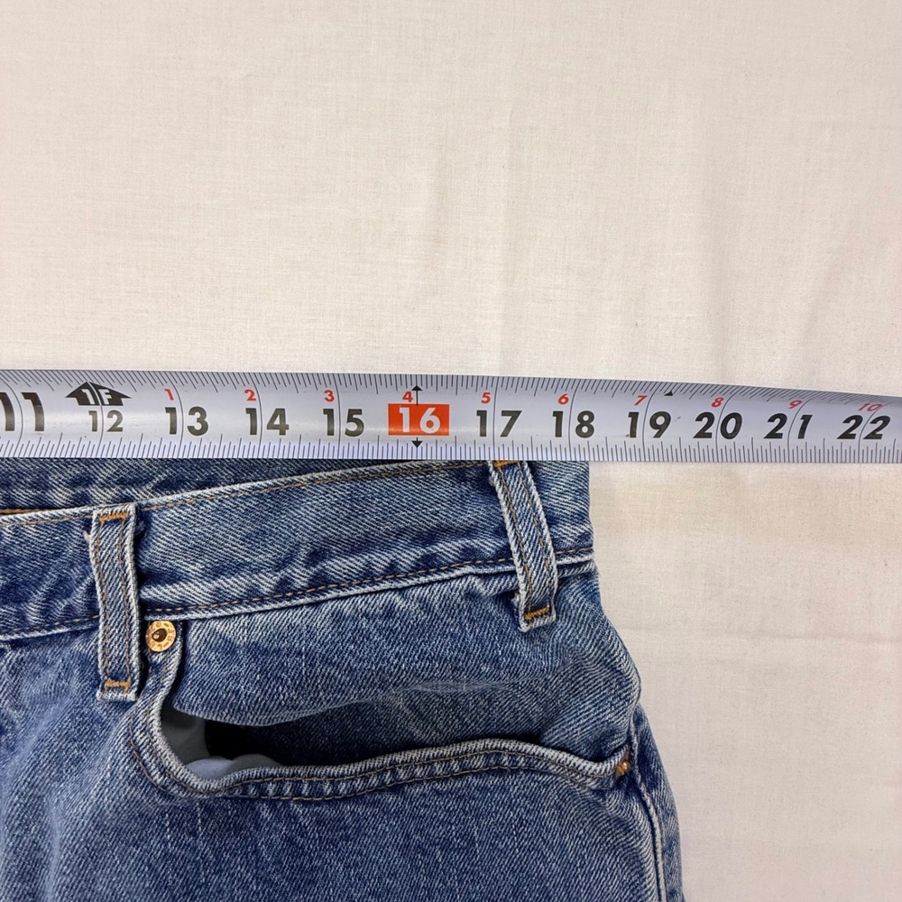 Levis 550 Relaxed Fit Jeans Mens 38x30 Medium Wash Blue Denim 00550-4891 - Picture 5 of 9